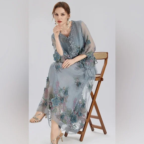 Rich Radi Q’s 3-D Floral Silk Skirt – Bluish Gray, Handcrafted Couture - Picture 7 of 9